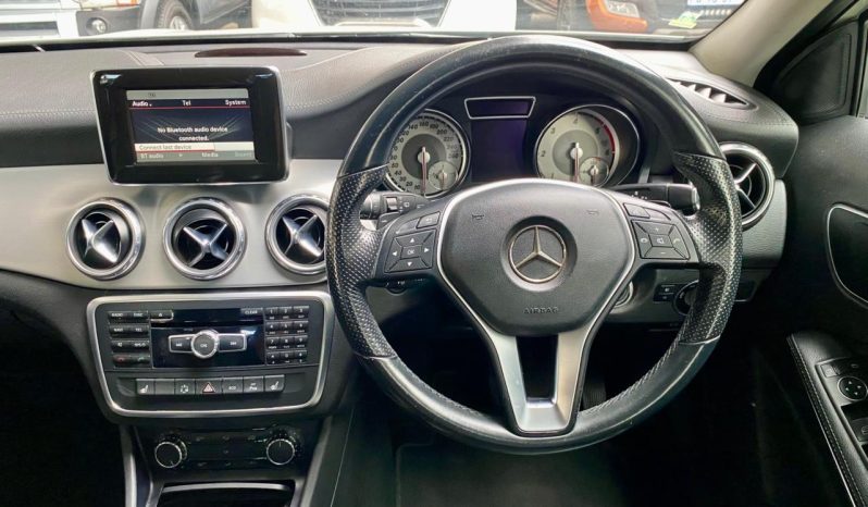 
								Mercedes Benz Gla Gla 200 Cdi 7G-Dct full									