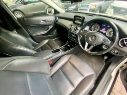 
										Mercedes Benz Gla Gla 200 Cdi 7G-Dct full									