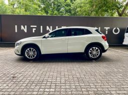 
										Mercedes Benz Gla Gla 200 Cdi 7G-Dct full									