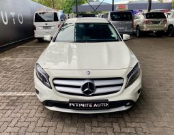 
										Mercedes Benz Gla Gla 200 Cdi 7G-Dct full									
