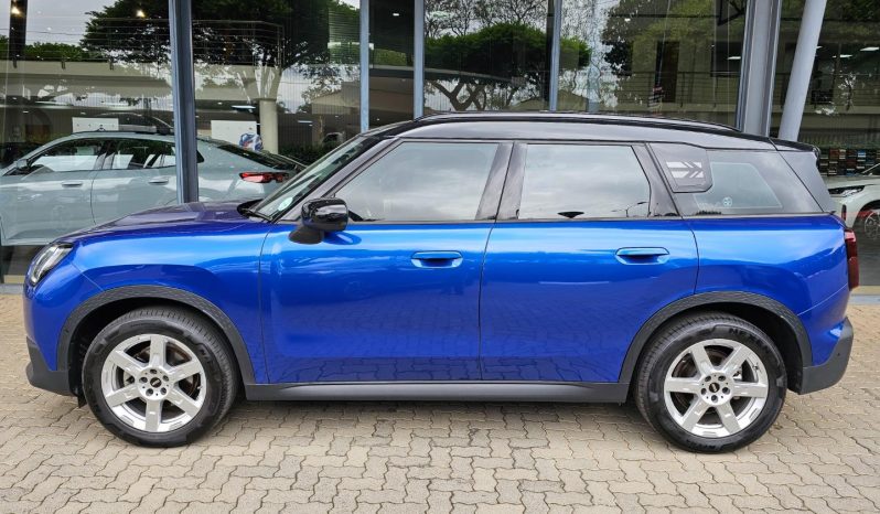 
								MINI Countryman C full									