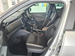 
										Nissan Magnite 1.0 Acenta full									