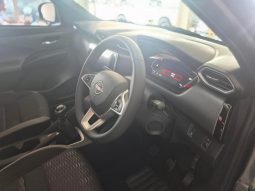 
										Nissan Magnite 1.0 Acenta full									