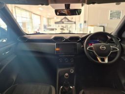 
										Nissan Magnite 1.0 Acenta full									