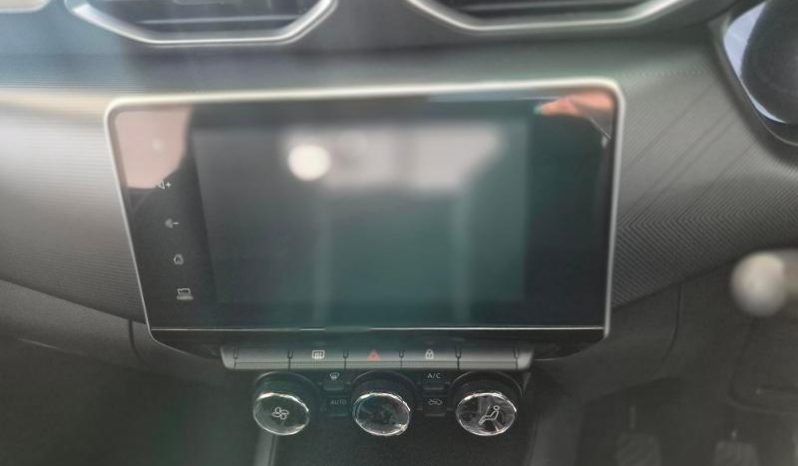 
								Nissan Magnite 1.0 Acenta full									
