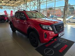 
										Nissan Navara 2.5D Pro-4X D Cab 4X4 At full									