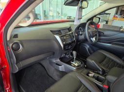 
										Nissan Navara 2.5D Pro-4X D Cab 4X4 At full									