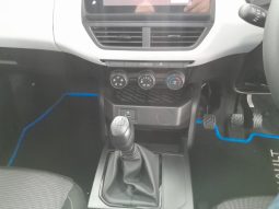 
										Renault Kiger 1.0L EVOLUTION full									