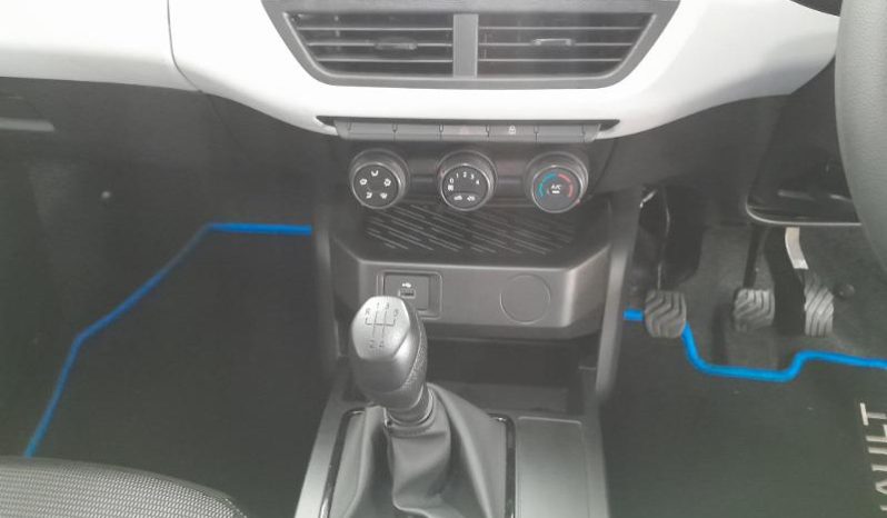 
								Renault Kiger 1.0L EVOLUTION full									