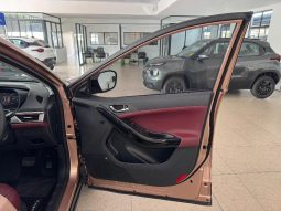 
										Tata Curvv 1.2T Accomplished S Dca full									