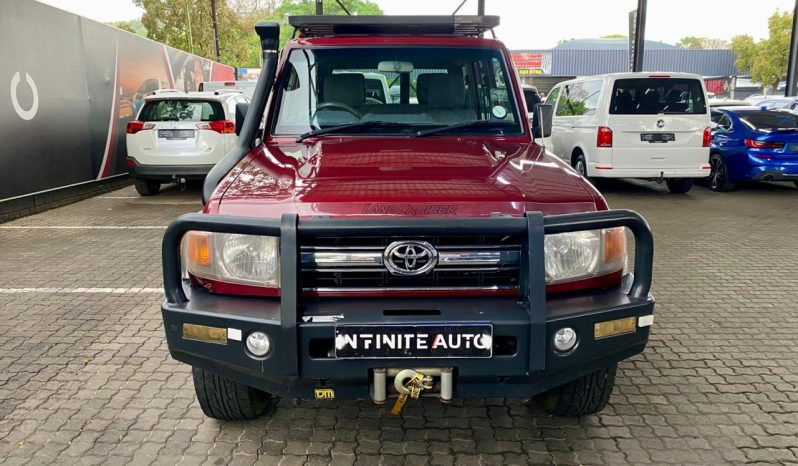 
								Toyota Land Cruiser 76 4.2D S/wagon 60th Anniversary Editi full									