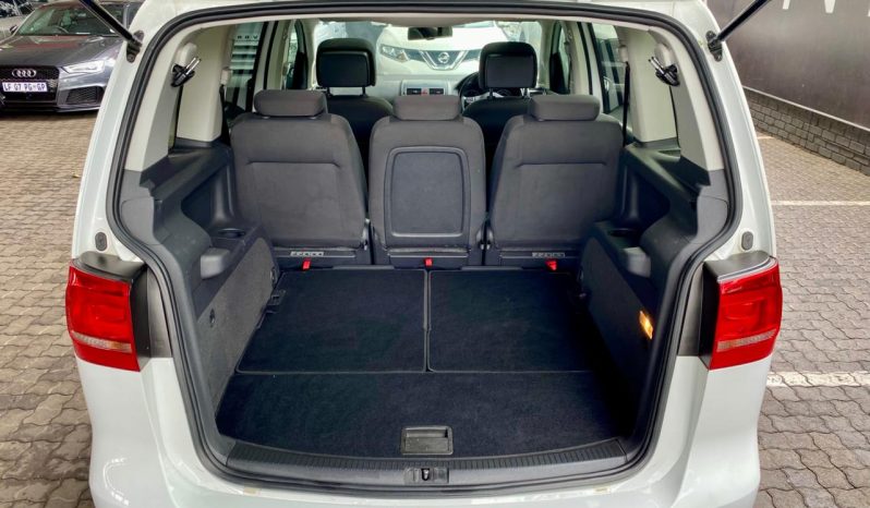 
								Volkswagen Touran 1.6 Tdi Bmt Dsg7 full									