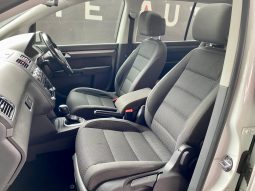 
										Volkswagen Touran 1.6 Tdi Bmt Dsg7 full									