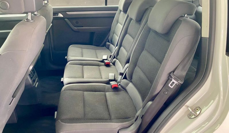 
								Volkswagen Touran 1.6 Tdi Bmt Dsg7 full									