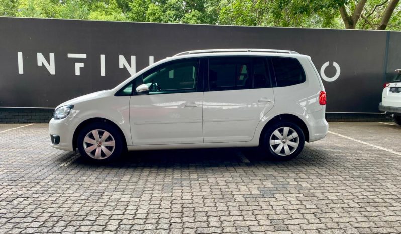
								Volkswagen Touran 1.6 Tdi Bmt Dsg7 full									