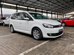 
										Volkswagen Touran 1.6 Tdi Bmt Dsg7 full									