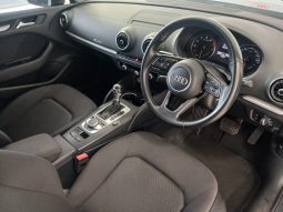
										Audi A3 Sedan 35 Tfsi S-Tronic full									
