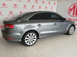
										Audi A3 Sedan 35 Tfsi S-Tronic full									