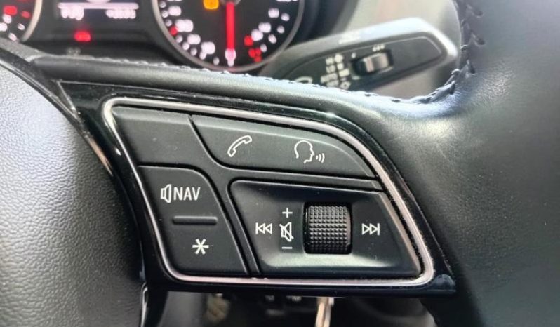 
								Audi A3 Sedan Pi 40 Tfsi S-Tronic full									