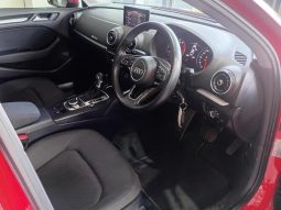 
										Audi A3 Sedan Pi 40 Tfsi S-Tronic full									