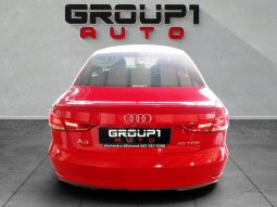 
										Audi A3 Sedan Pi 40 Tfsi S-Tronic full									