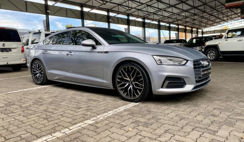 
								Audi A5 Coupe 2.0 Tdi S-Tronic full									