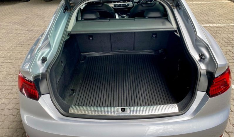 
								Audi A5 Coupe 2.0 Tdi S-Tronic full									