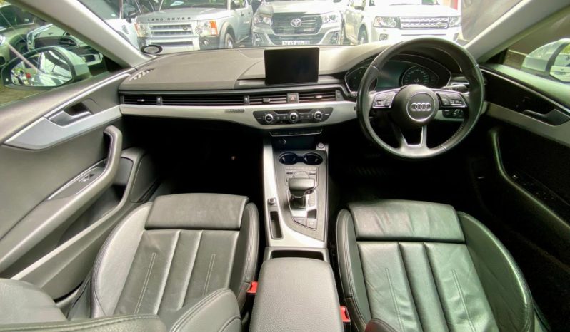
								Audi A5 Coupe 2.0 Tdi S-Tronic full									