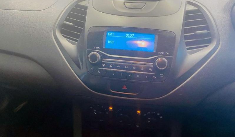 
								Ford Figo 1.5 Tivct Ambiente 4-Door full									
