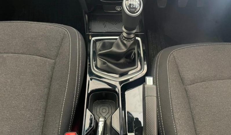 
								Mahindra XUV 3X0 1.2 AX5 MT full									