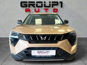 Mahindra XUV 3X0 1.2 AX5 MT