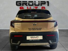 Mahindra XUV 3X0 1.2 AX5 MT