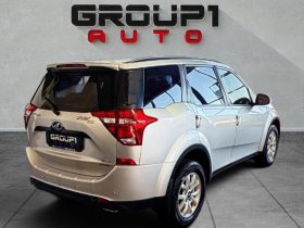 Mahindra Xuv500 2.2 Crde Mhawk W8 4X2 At