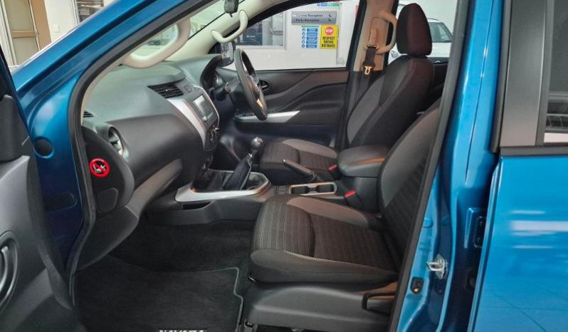 
								Nissan Navara 2.5D Se Plus D Cab full									