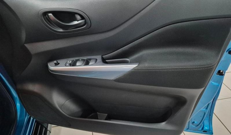 
								Nissan Navara 2.5D Se Plus D Cab full									
