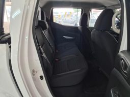 
										Nissan Navara 2.5D Xe D Cab full									
