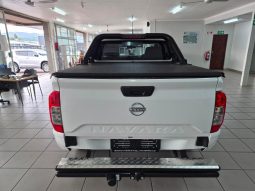 
										Nissan Navara 2.5D Xe D Cab full									
