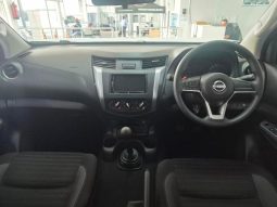 
										Nissan Navara 2.5D Xe D Cab full									