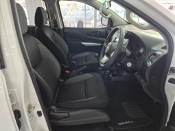 
										Nissan Navara 2.5D Xe D Cab full									