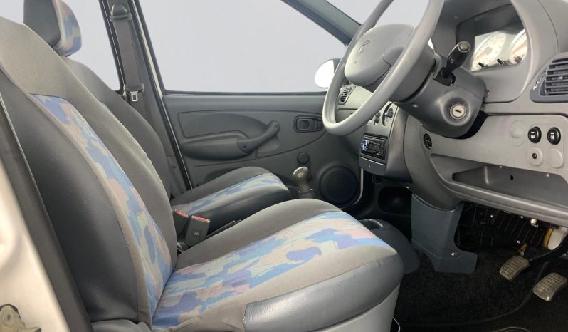 
								Tata Indica 1.4 Lgi full									