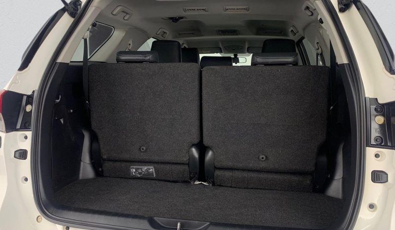 
								Toyota Fortuner 2.4 Gd-6 Raised Body At full									