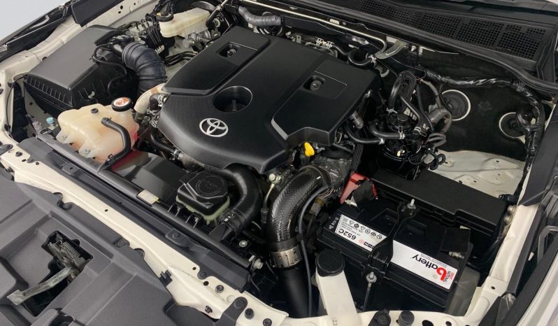 
								Toyota Fortuner 2.4 Gd-6 Raised Body At full									