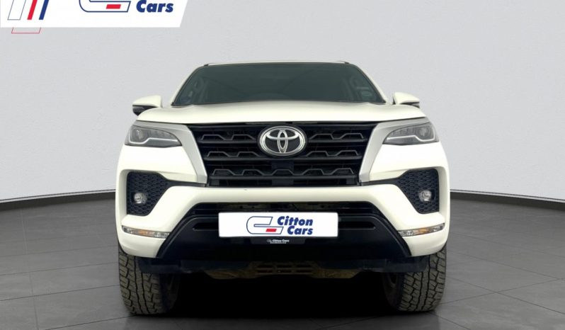 
								Toyota Fortuner 2.4 Gd-6 Raised Body At full									