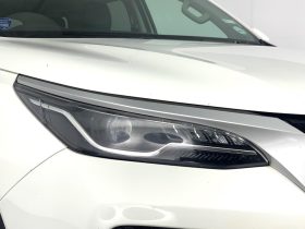Toyota Fortuner 2.4 Gd-6 Raised Body At