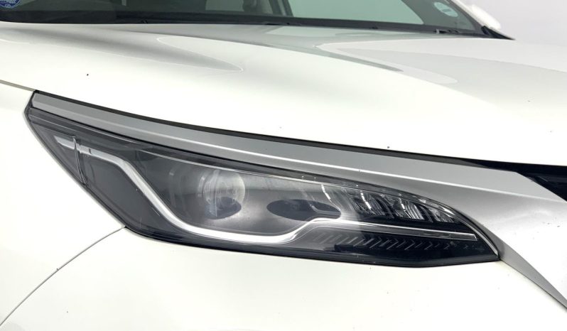 
								Toyota Fortuner 2.4 Gd-6 Raised Body At full									