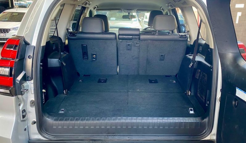 
								Toyota Land Cruiser Prado 3.0DT Tx At full									
