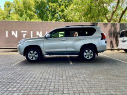 
										Toyota Land Cruiser Prado 3.0DT Tx At full									