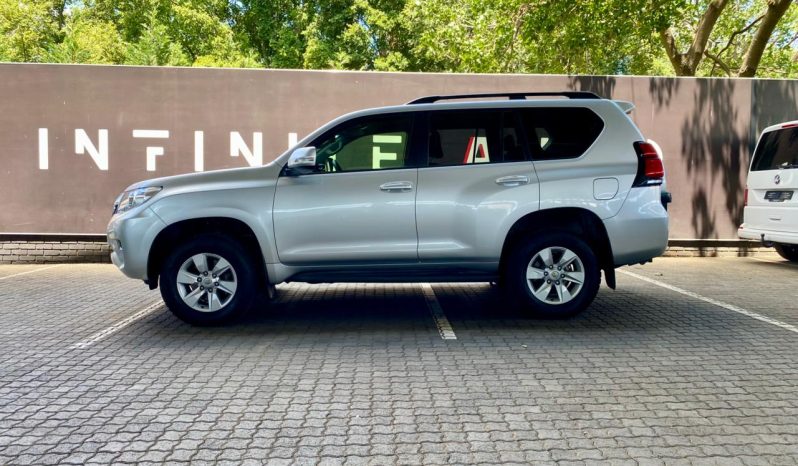 
								Toyota Land Cruiser Prado 3.0DT Tx At full									