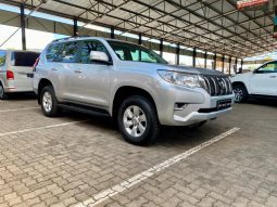 
										Toyota Land Cruiser Prado 3.0DT Tx At full									