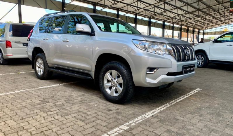 
								Toyota Land Cruiser Prado 3.0DT Tx At full									